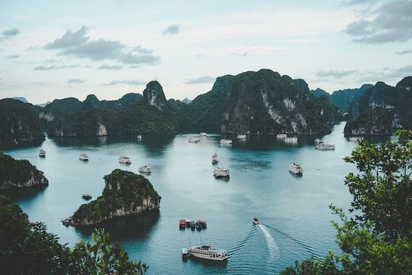 Vietnam: La découverte d'une nature exotique et des traditions authentiques